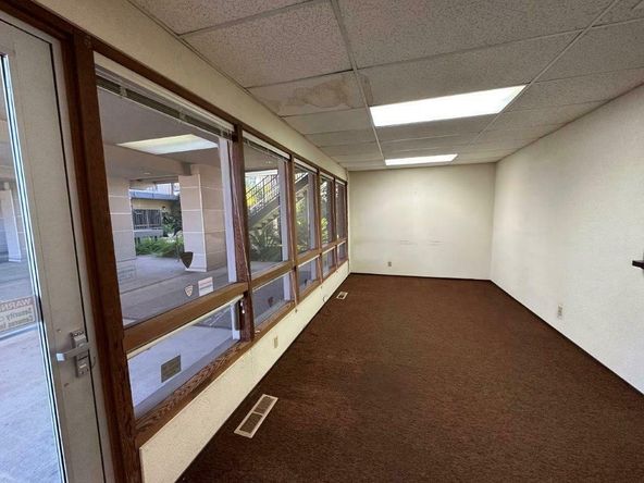 1388 Court Street, Redding, CA, Suite B